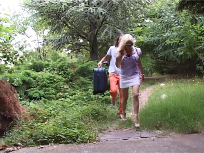 King Of Amateur: Com o pau na bunda