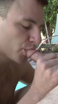 Sexy cara fukcing cru na piscina