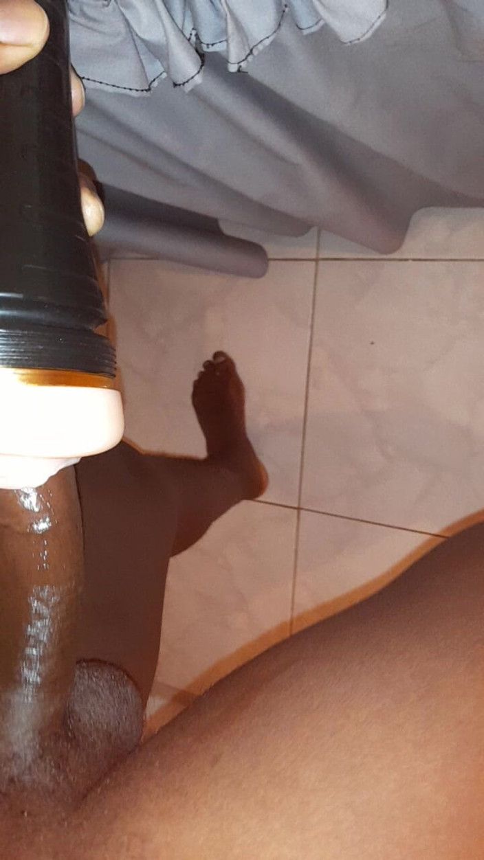 Islandvibes69: Jerking off S12 Ep1
