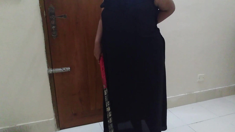 Aria Mia: Moti Gand Vali Muslim Nakurni Ko Jabardast Chudai Hindu Malkin...