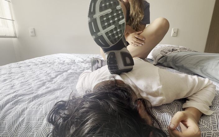 scarlettandc: Tôi thích lấy đồ nội thất của con người và nghiền...