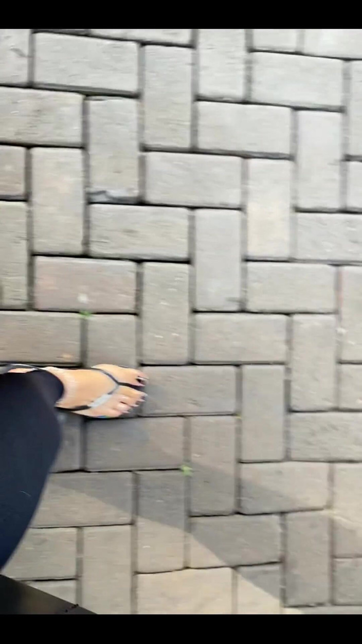 KiffaFeet: 이 완벽한 흑인 페디큐어로 집에 도착