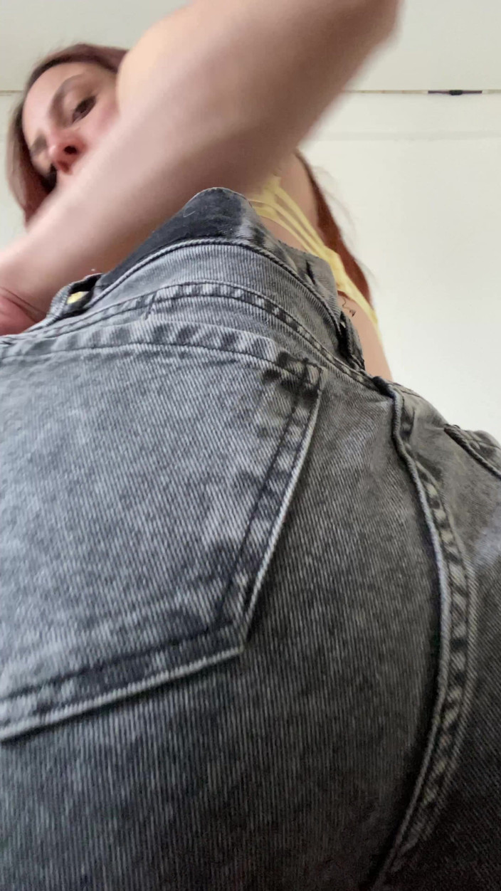 Lynn Scream: I'll Get All the Cum Out of You While Keeping...