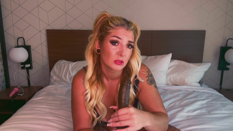 Monica Raye: Freundin facetimes dich - WICHsanleitung &amp; dirtytalk