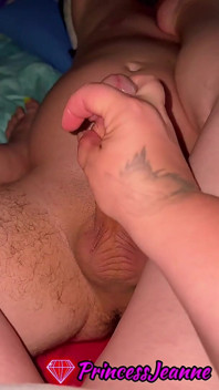 Domowy amator milf ręczna robota wytryski Zbliżenie POV