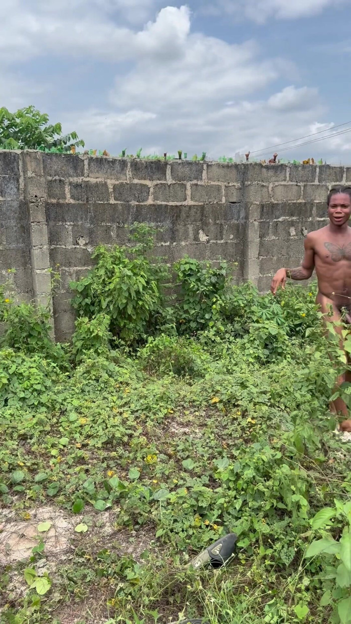 Baddestboyxxx: Große Überraschung unter meinen shorts