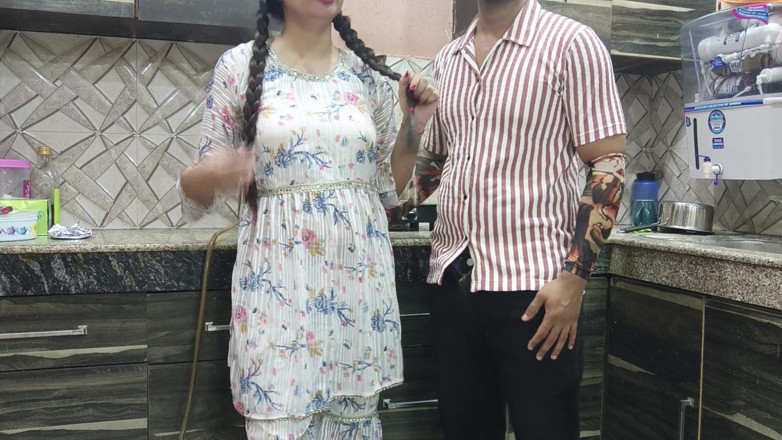 Hornycouple149: Desi jija sali sesso romance in cucina indiana jija sali...