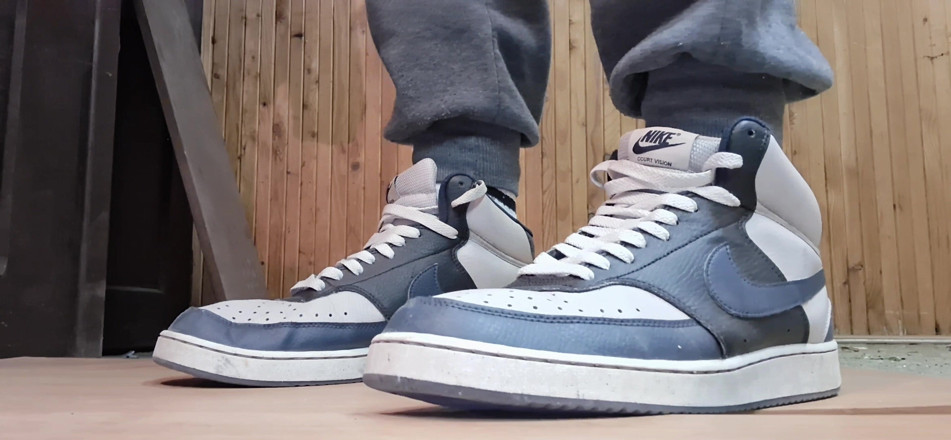 jerkofflover: Nike Sneakers on My Feet
