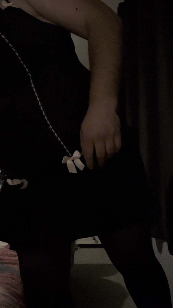 Shaun Cbt: Anal crossdressers Manschett kuk och boll med genomborrade bröstvårtor