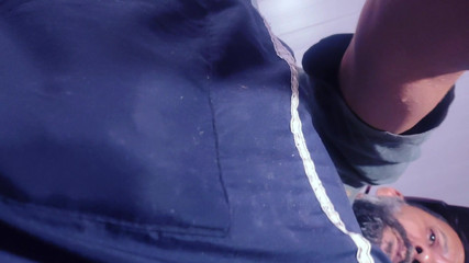 Stink HairyMale: Seluar Jatuh