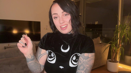 Miss Valentina: Humillantes eyaculadores prematuros instrucciones de paja