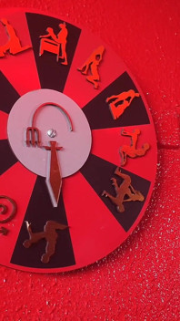 Seks Permainan Roulette dengan Profil Ikut Roxi untuk Video Penuh