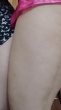 While My Boyfriend Went to the Store, His Stepsister Fucked Me