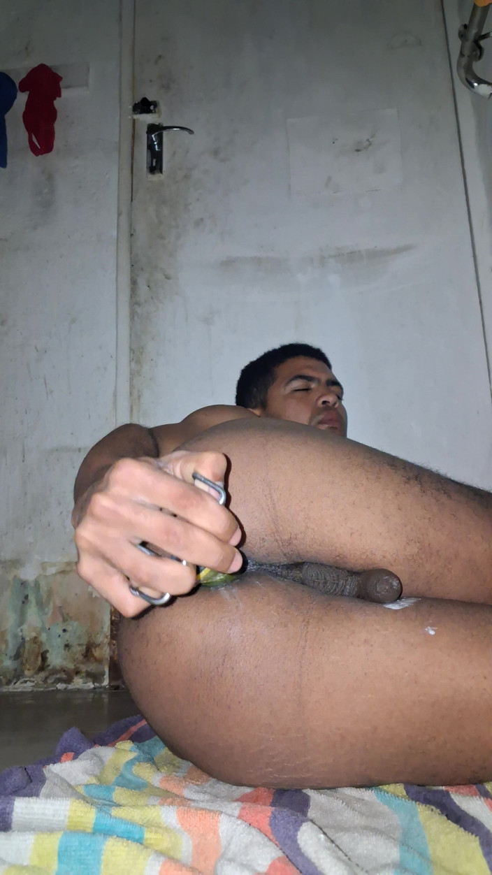 MrNonstopfuckher: Allenamento anale