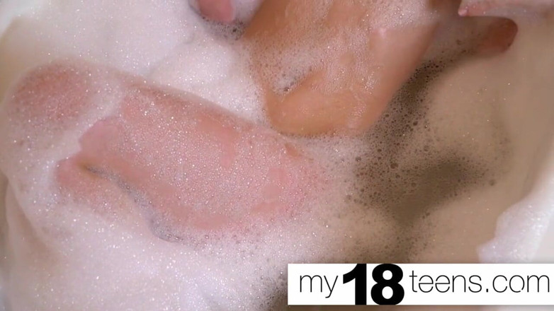 My 18 Teens: MY18TEENS - Redhead play pussy and caresses breast in foam - Foot...