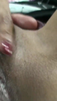 Mamă sexy latino de 43 de ani vorbește murdar, se masturbează și fumează