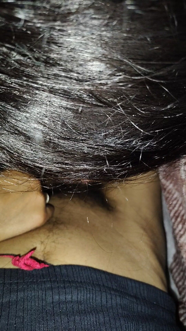 sashaa: Pipe par une bhabhi pour son amant