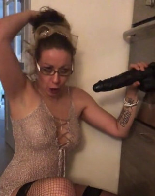 BaDayDream BambiAmbita: BBC dildo blowjobs BambiAmbitas way