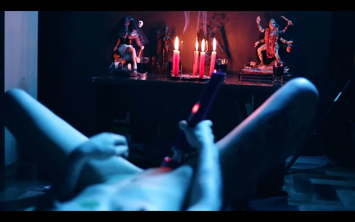 Bia Roman: Witch Bitch Cums for Lillith