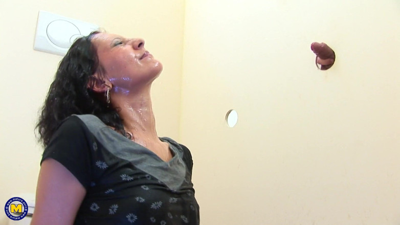 Mature NL: MILF ssie i jebanie True a Gloryhole