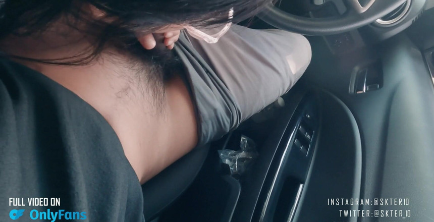 18_honey: Řekl, že mě vezme ven na jídlo