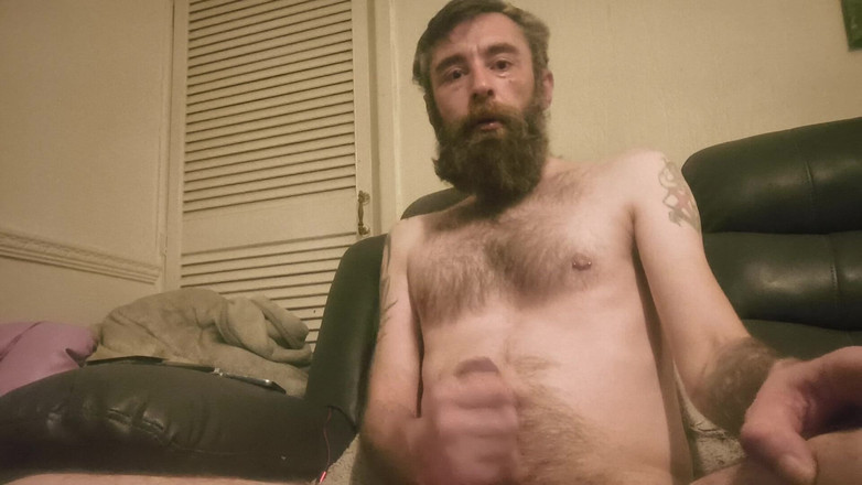 Smoking stoker: Honění mého velkého čůráka, ochutnávka precum a výstřik