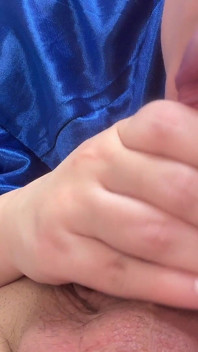 Small Mouth Sucks Big Cock Wild and Deep