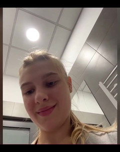 JuiceLussie: Creampie kundička. Stříkání a prstění