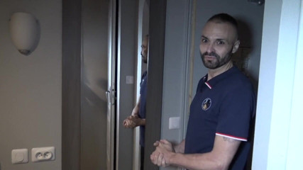 FRENCH HOLES CREAMPIED: Danny se fait baiser sans capote par Solas