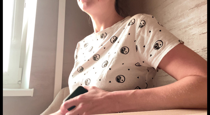 ArinaMills: Tabu! Padrasto fode enteada enquanto ninguém está em casa - amador...