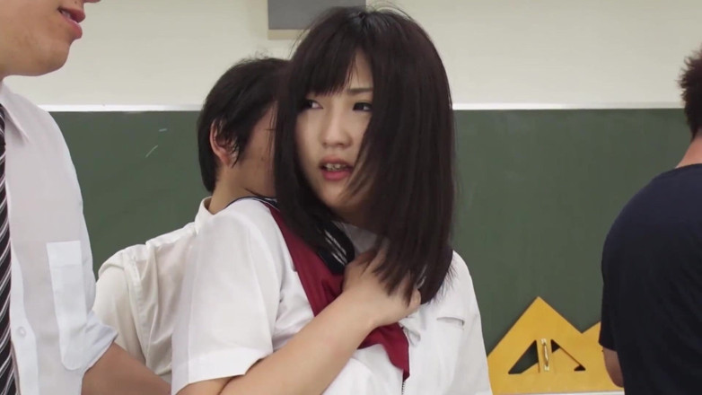 JAPAN IN LOVE: Japanisches heißes küken, szene 1 in der klasse, ein japanischer brünetter...