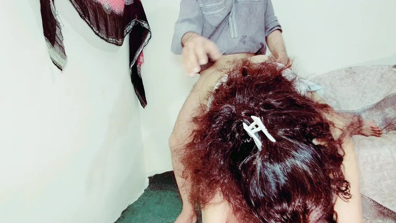 Netu: Em pé de quatro sexo anal
