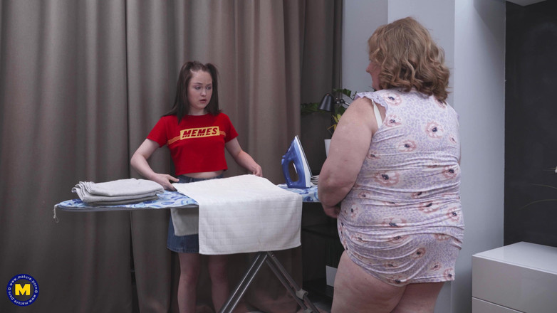 Mature NL: My Two Evil BBW Stepmom’s Wanted to Sit on My...