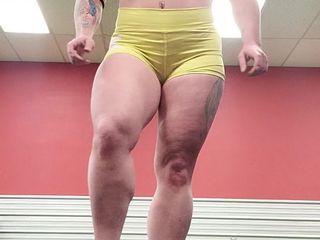 Ecko Belle: Who Wants to See More of These Legs?