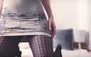 Scoopcake Exclusive: Orgasmo en pantimedias negras transparentes y un vestido ajustado de...