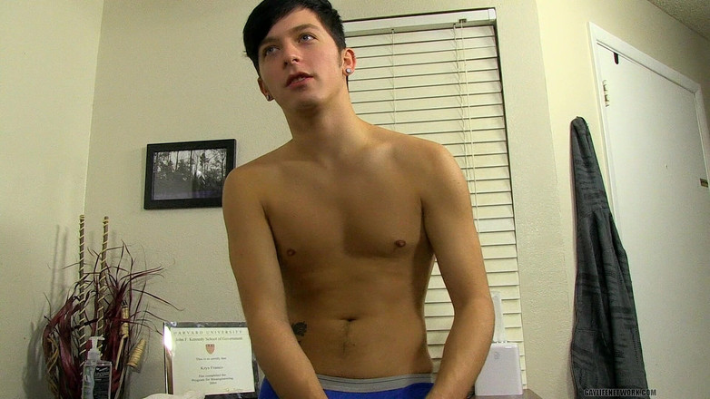 Teach Twinks: Sul set con Ryker madison