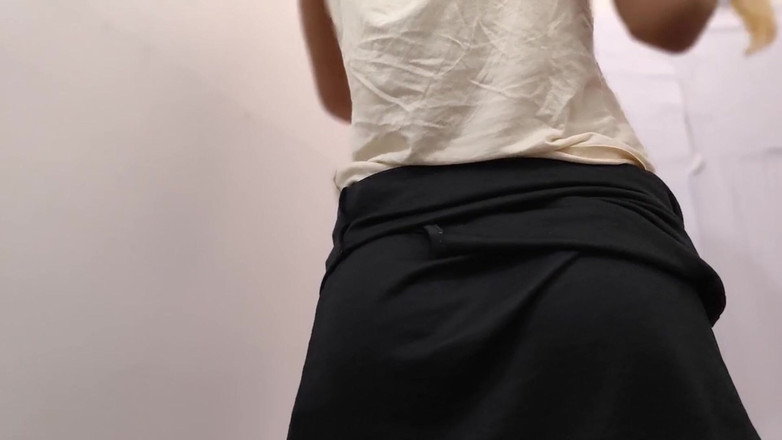 desigirl93: Mokrá holka se vykoupe a pak se dostane do mého...