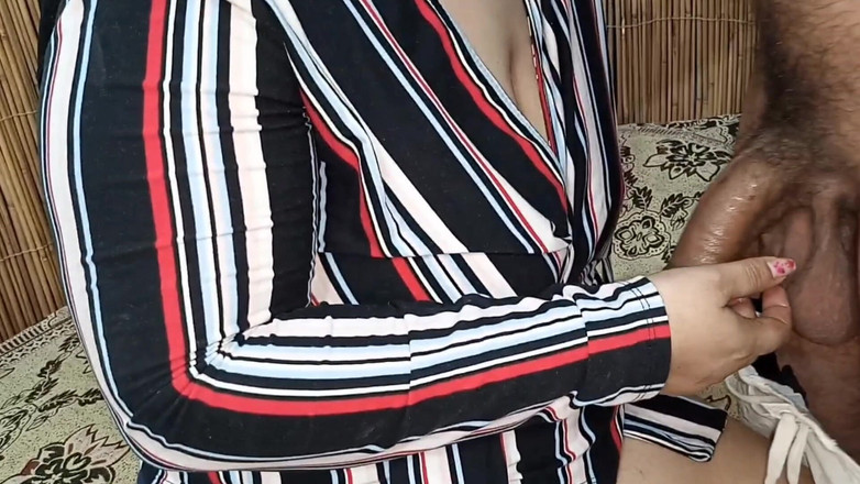 Netu: Toket besar netu si seksi india toket besar dientot sama...