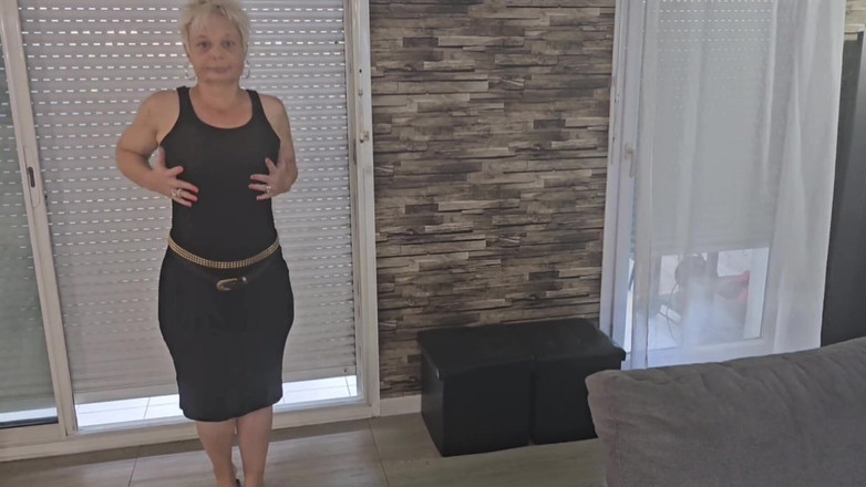 Sofy13: Небольшой отрывок из моего нового видео Фанат трахает меня на глазах у моего бойфренда-рогоносца