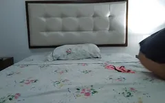 Đừng để họ nhìn thấy video này hoặc người khác này sẽ trông xấu xí tôi hy vọng họ không nhìn thấy nó