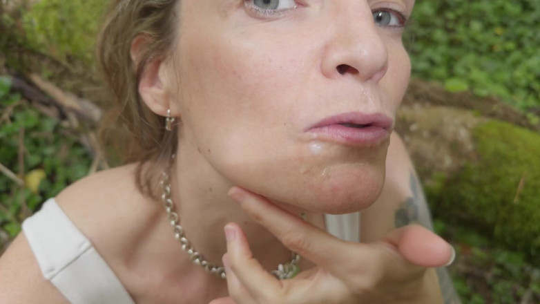 Wendy Burde: Pieprzę francuską mamuśkę w lesie, podczas gdy ludzie przechodzą obok