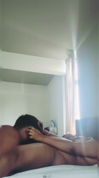 Mallu Wife Crying Loudly( സുഖംകൊണ്ട് പുളയുന്നു )