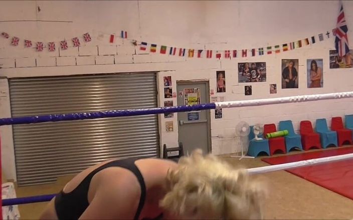 Strong Girls Rule: Sgr0034 Ring Match - Shiny Pro Style - Scorpion Dominates Kpussy