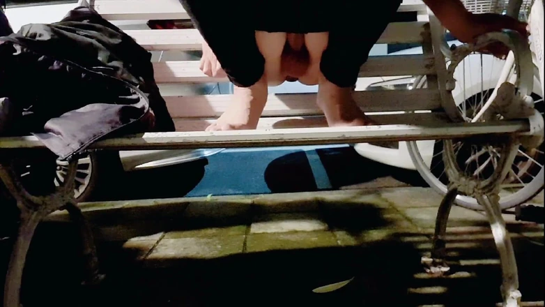 Taiwancdgirl: Corssdresseroutdoor Anal and Peeing
