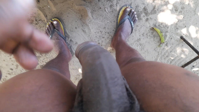 BMCs: Banyak banget muka pelacur jalang ini, kencing di mulut, ludahin...