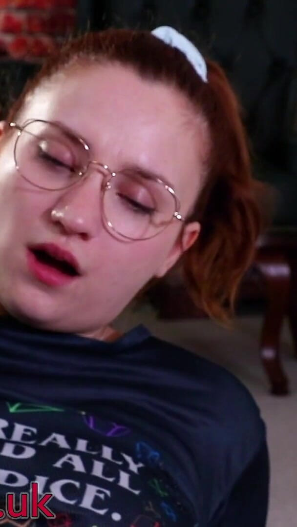 Nerdy Yoga Girl Gets Railed by Fucking Machine (British Teens) Nerdy Yoga Girl Gets Railed by Fucking Machine (British Teens)