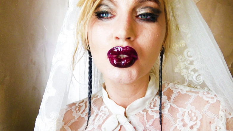 Goddess Celine: Baci sexy dominazione femminile rossetto