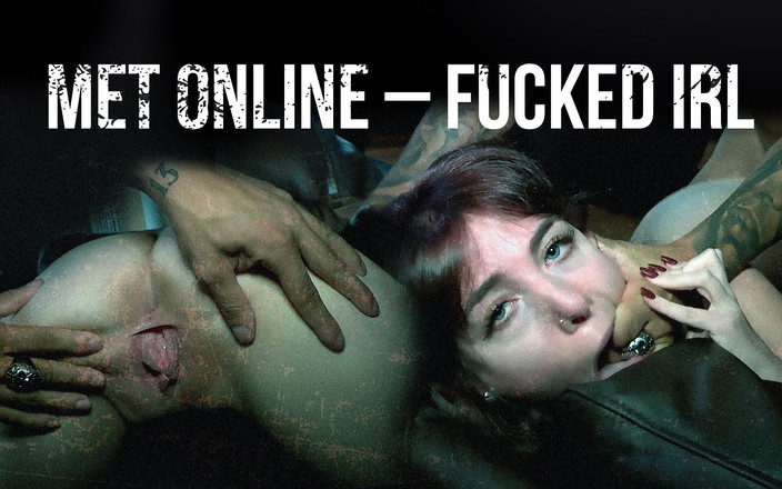 Private Society: Ils se sont rencontrés en ligne et baisent pour la...