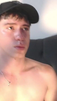 Fucking Me with a 20 Cm Dildo and Then I Put It in My Mouth