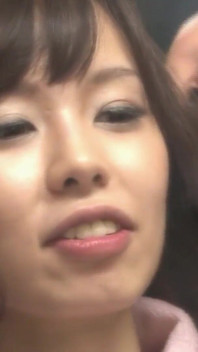 Beau&dirty 场景-1 苗条丰满的日本女郎reika kitahara同时干3根鸡巴